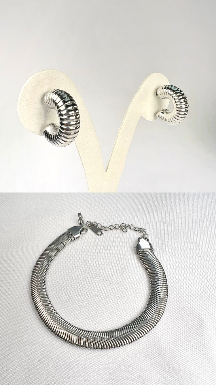 Conjunto Brincos + Pulseira